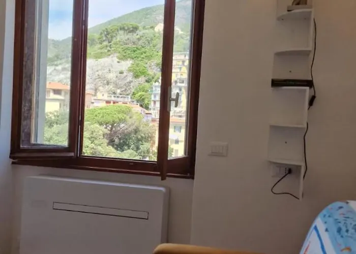 Castelli Di Sabbia 레반토