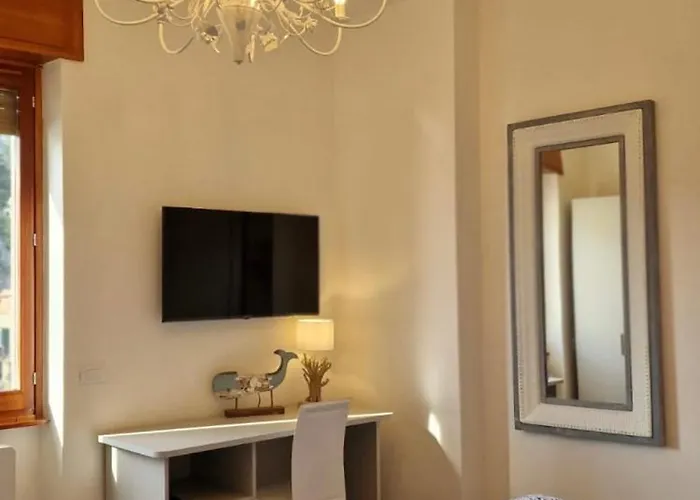 아파트 Castelli Di Sabbia 레반토