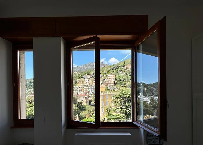 Castelli Di Sabbia 레반토